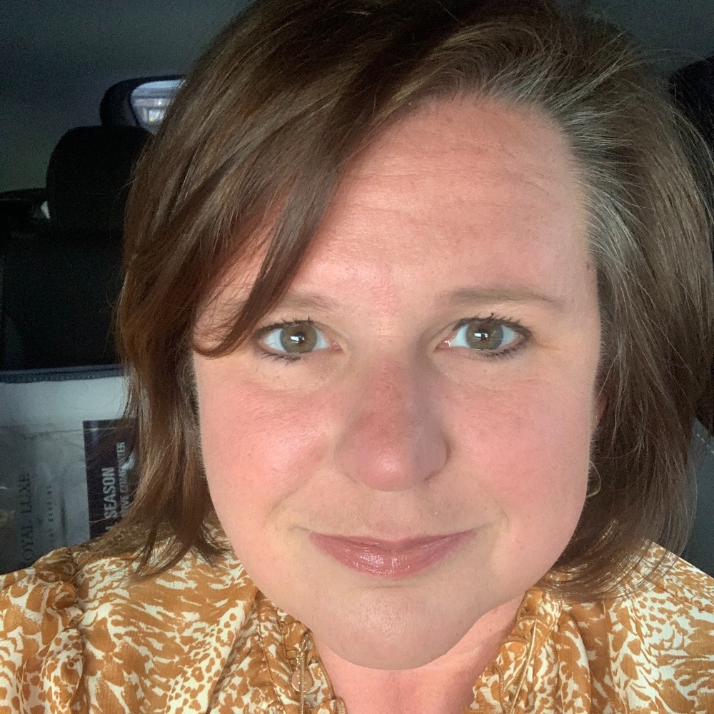 Meet your Posher, Amy